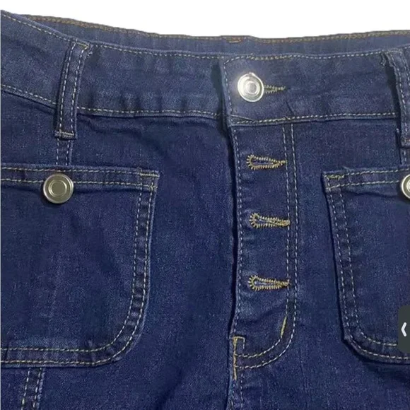 TikTok Women's Blue High-Waisted flare Jeans NWOT never worn. Bought last year - Picture 3 of 10